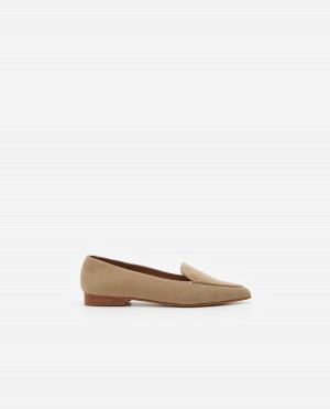 Beige Shoes Flattered Alex Suede Loafers | CAXMI56997