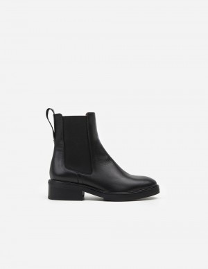 Black Shoes Flattered Franca Leather Boots | CACIF29097