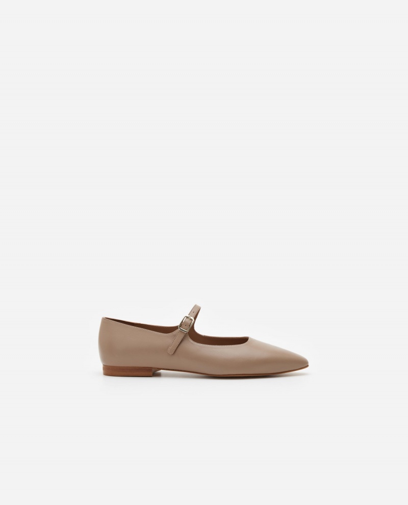 Beige Shoes Flattered Camila Leather Ballet Flats | GCAUC22755