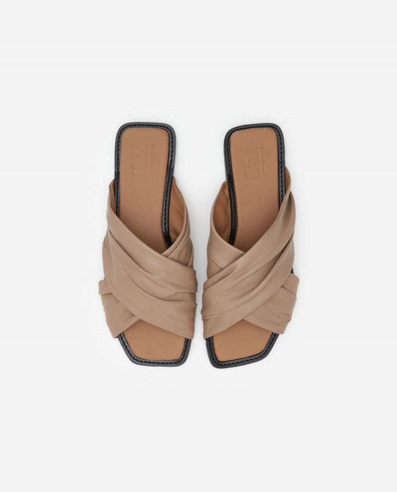 Beige Shoes Flattered Gabriella Leather Sandals | DCAKV52406