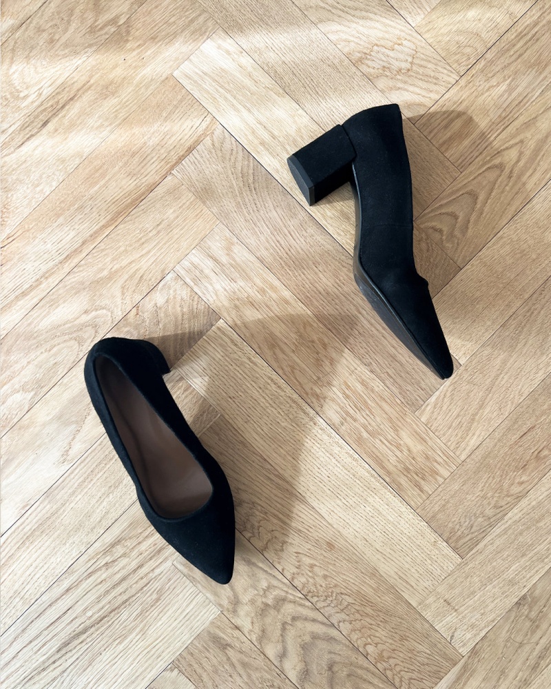 Black Shoes Flattered Alison Suede Heels | CAXBR19682