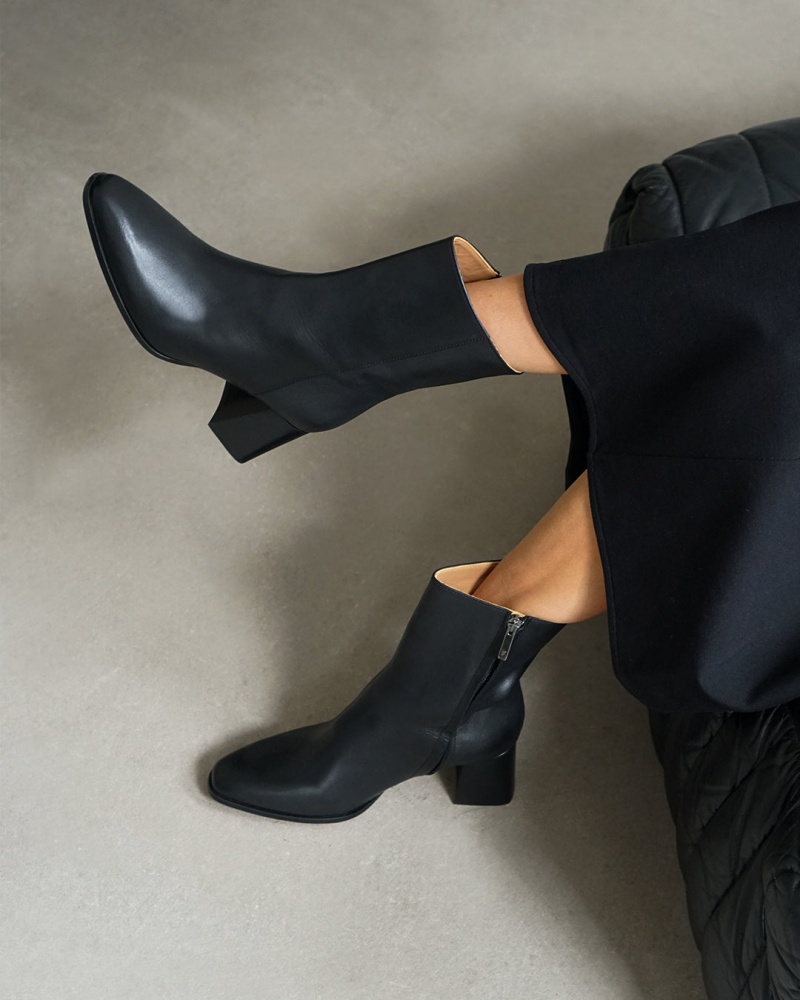 Black Shoes Flattered Christa Leather Boots | GCAUC44998