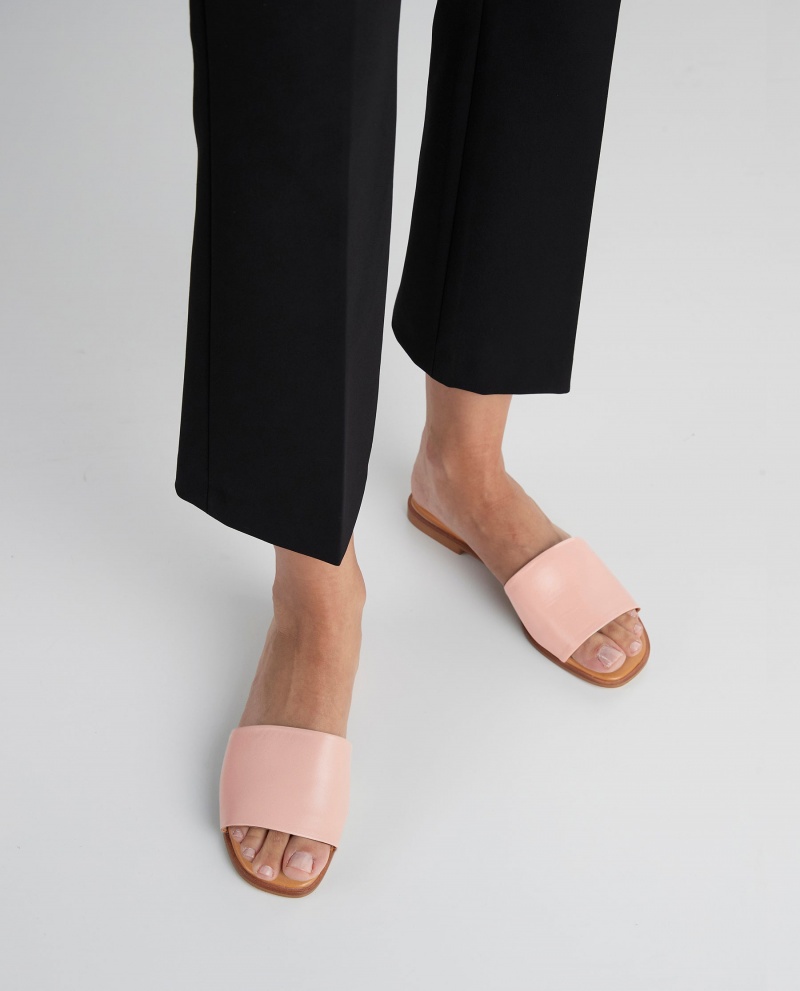 Pink Shoes Flattered Mouna Leather Sandals | ACAWC89298