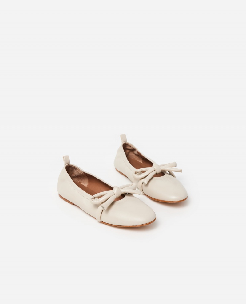 White Shoes Flattered Polly Leather Ballet Flats | CAXBR13762