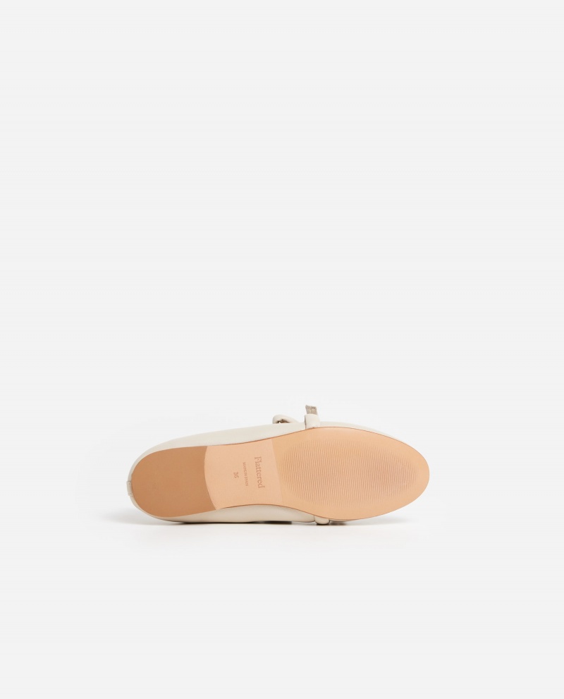 White Shoes Flattered Polly Leather Ballet Flats | CAXBR13762